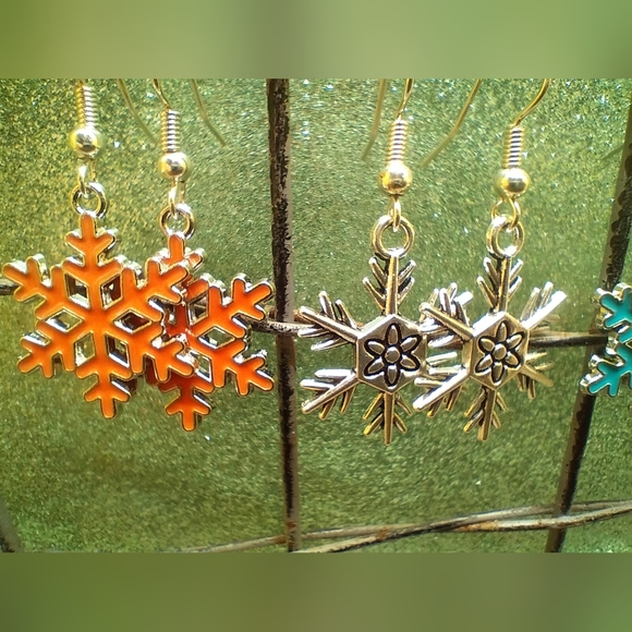 Snowflake earrings - Picture 5 of 7